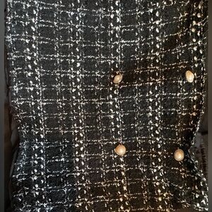 Old money vintage mini skirt